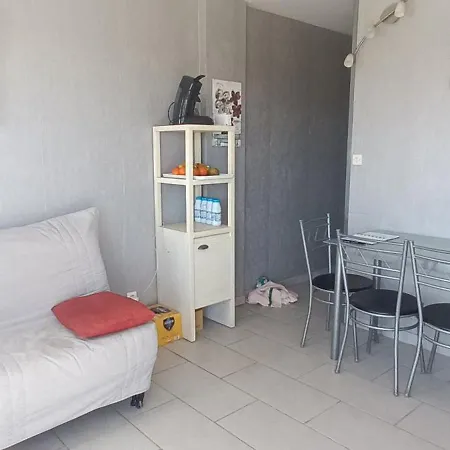 Apartment Les Capitelles : Acces Direct Et Piscine - Clim Saint-Cyprien (Pyrenees-Orientales)